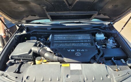 Toyota Land Cruiser 200, 2011 год, 2 699 000 рублей, 10 фотография