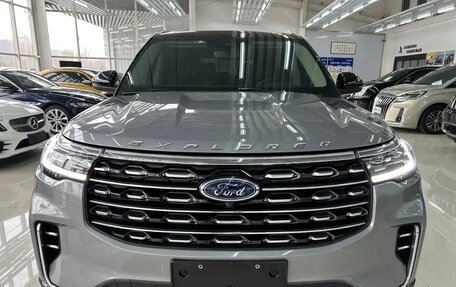 Ford Explorer VI, 2023 год, 3 700 000 рублей, 2 фотография