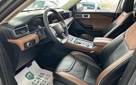Ford Explorer VI, 2023 год, 3 700 000 рублей, 8 фотография