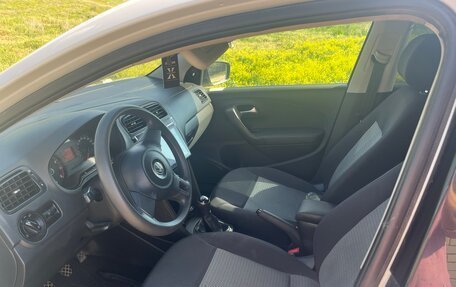 Volkswagen Polo VI (EU Market), 2013 год, 720 000 рублей, 4 фотография