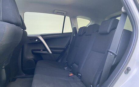 Toyota RAV4, 2018 год, 2 625 000 рублей, 15 фотография