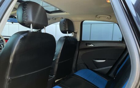 Opel Astra J, 2011 год, 649 000 рублей, 21 фотография
