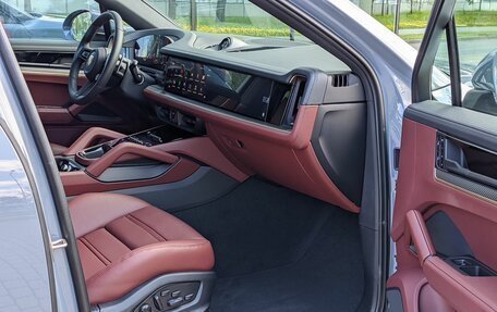 Porsche Cayenne III, 2025 год, 22 250 000 рублей, 13 фотография