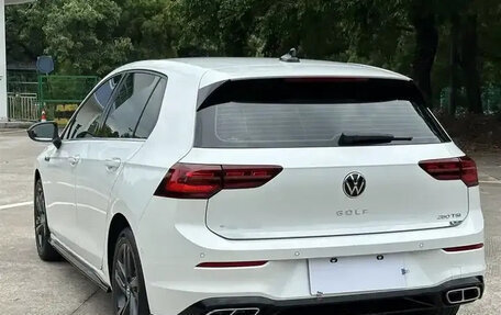 Volkswagen Golf VIII, 2023 год, 1 950 777 рублей, 5 фотография