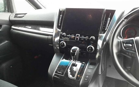 Toyota Vellfire II, 2020 год, 3 290 000 рублей, 8 фотография