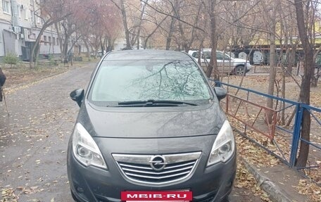 Opel Meriva, 2011 год, 700 000 рублей, 3 фотография