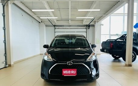 Toyota Sienta II, 2021 год, 1 899 000 рублей, 9 фотография