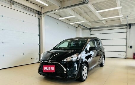 Toyota Sienta II, 2021 год, 1 899 000 рублей, 2 фотография