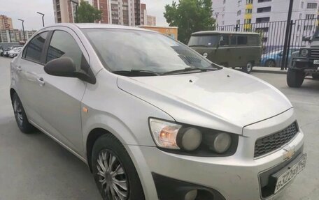 Chevrolet Aveo III, 2013 год, 675 000 рублей, 2 фотография