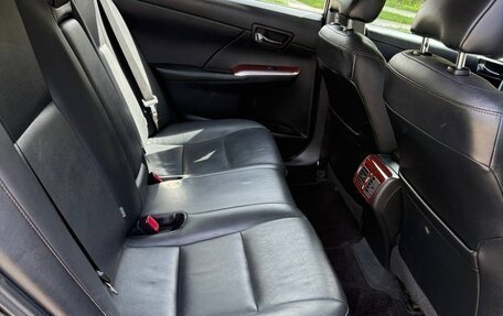 Toyota Camry, 2012 год, 1 850 000 рублей, 10 фотография