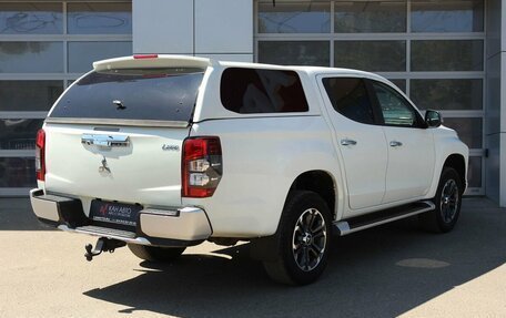 Mitsubishi L200 IV рестайлинг, 2020 год, 2 798 000 рублей, 2 фотография