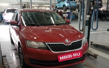 Skoda Rapid I, 2014 год, 700 000 рублей, 2 фотография