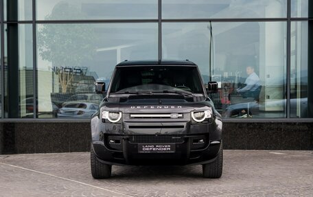Land Rover Defender II, 2021 год, 7 190 000 рублей, 3 фотография