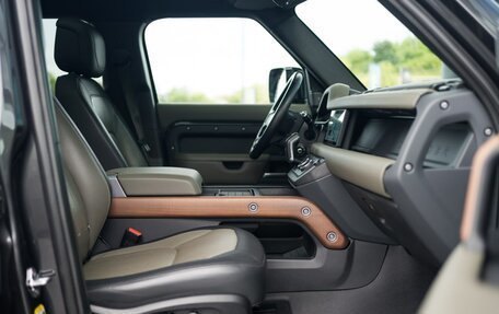 Land Rover Defender II, 2021 год, 7 190 000 рублей, 24 фотография