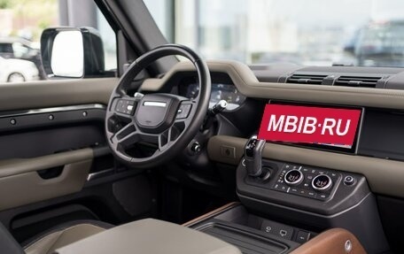 Land Rover Defender II, 2021 год, 7 190 000 рублей, 25 фотография