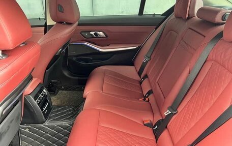 BMW 3 серия, 2022 год, 3 860 000 рублей, 21 фотография