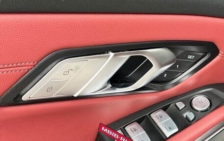 BMW 3 серия, 2022 год, 3 860 000 рублей, 19 фотография