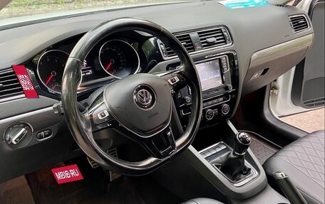 Volkswagen Jetta VI, 2016 год, 1 300 000 рублей, 9 фотография