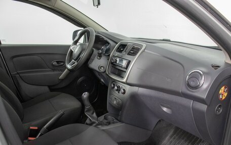 Renault Logan II, 2020 год, 930 000 рублей, 9 фотография