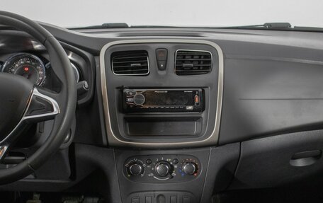 Renault Logan II, 2020 год, 930 000 рублей, 14 фотография