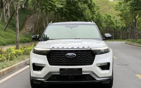 Ford Explorer VI, 2021 год, 2 490 500 рублей, 2 фотография