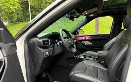 Ford Explorer VI, 2021 год, 2 490 500 рублей, 6 фотография