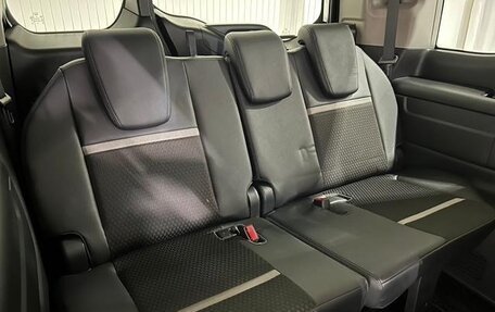 Honda Stepwgn IV, 2018 год, 1 793 000 рублей, 8 фотография