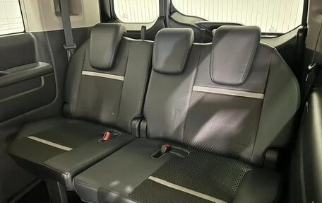 Honda Stepwgn IV, 2018 год, 1 793 000 рублей, 9 фотография