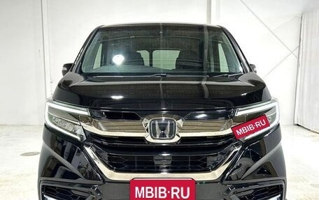 Honda Stepwgn IV, 2018 год, 1 793 000 рублей, 6 фотография