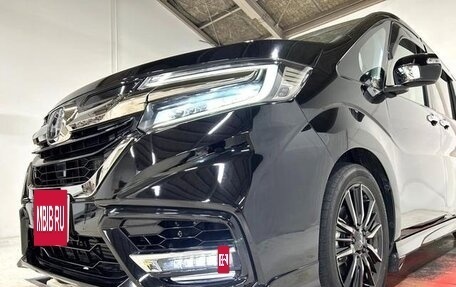 Honda Stepwgn IV, 2018 год, 1 793 000 рублей, 4 фотография