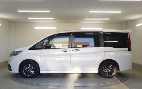 Honda Stepwgn IV, 2018 год, 1 712 000 рублей, 5 фотография