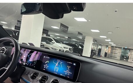 Mercedes-Benz E-Класс, 2022 год, 3 423 887 рублей, 10 фотография