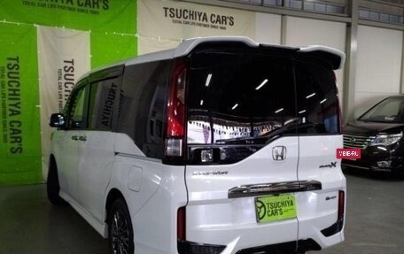 Honda Stepwgn IV, 2016 год, 1 678 000 рублей, 6 фотография