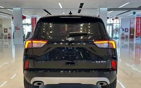 Ford Escape, 2024 год, 1 900 000 рублей, 4 фотография