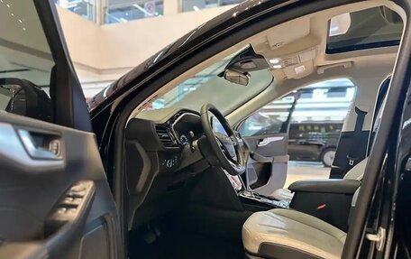Ford Escape, 2024 год, 1 900 000 рублей, 6 фотография