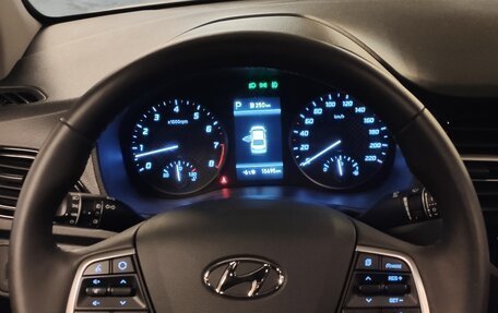 Hyundai Solaris II рестайлинг, 2021 год, 1 700 000 рублей, 14 фотография