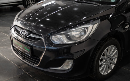 Hyundai Solaris II рестайлинг, 2011 год, 695 000 рублей, 3 фотография