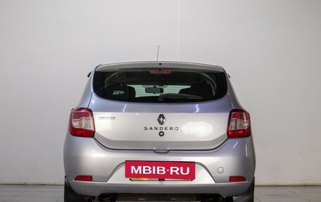 Renault Sandero II рестайлинг, 2014 год, 679 000 рублей, 4 фотография