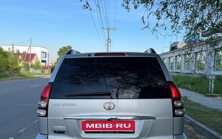 Toyota Land Cruiser Prado 120 рестайлинг, 2007 год, 2 500 000 рублей, 9 фотография