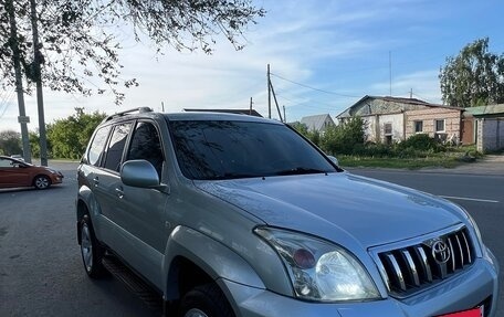 Toyota Land Cruiser Prado 120 рестайлинг, 2007 год, 2 500 000 рублей, 7 фотография