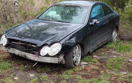 Mercedes-Benz CLK-Класс, 2002 год, 210 000 рублей, 1 фотография