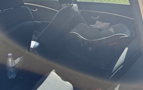 Hyundai i30 II рестайлинг, 2013 год, 900 000 рублей, 10 фотография