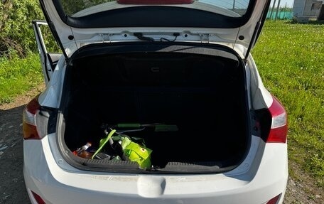 Hyundai i30 II рестайлинг, 2013 год, 900 000 рублей, 12 фотография