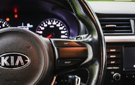 KIA Rio IV, 2017 год, 1 300 000 рублей, 18 фотография