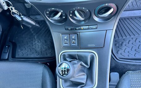 Mazda 3, 2011 год, 999 000 рублей, 22 фотография