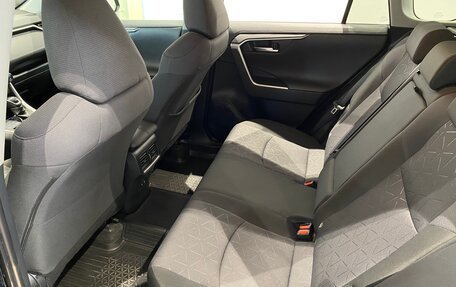 Toyota RAV4, 2020 год, 3 050 000 рублей, 9 фотография