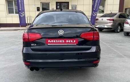 Volkswagen Jetta VI, 2017 год, 1 899 999 рублей, 7 фотография