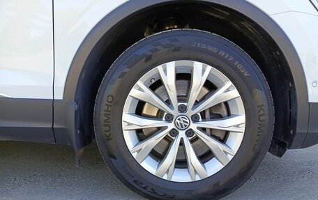 Volkswagen Tiguan II, 2018 год, 2 598 900 рублей, 18 фотография
