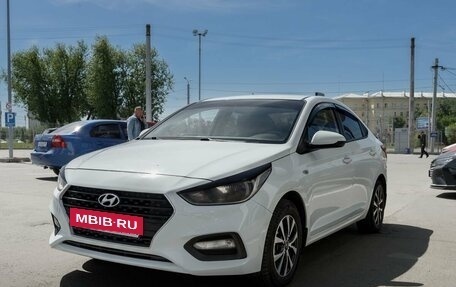 Hyundai Solaris II рестайлинг, 2017 год, 770 000 рублей, 4 фотография