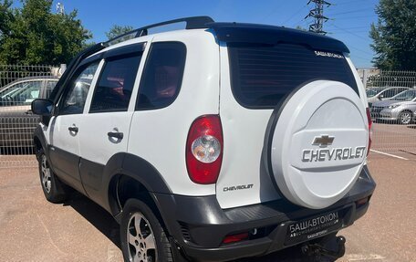 Chevrolet Niva I рестайлинг, 2015 год, 630 000 рублей, 7 фотография